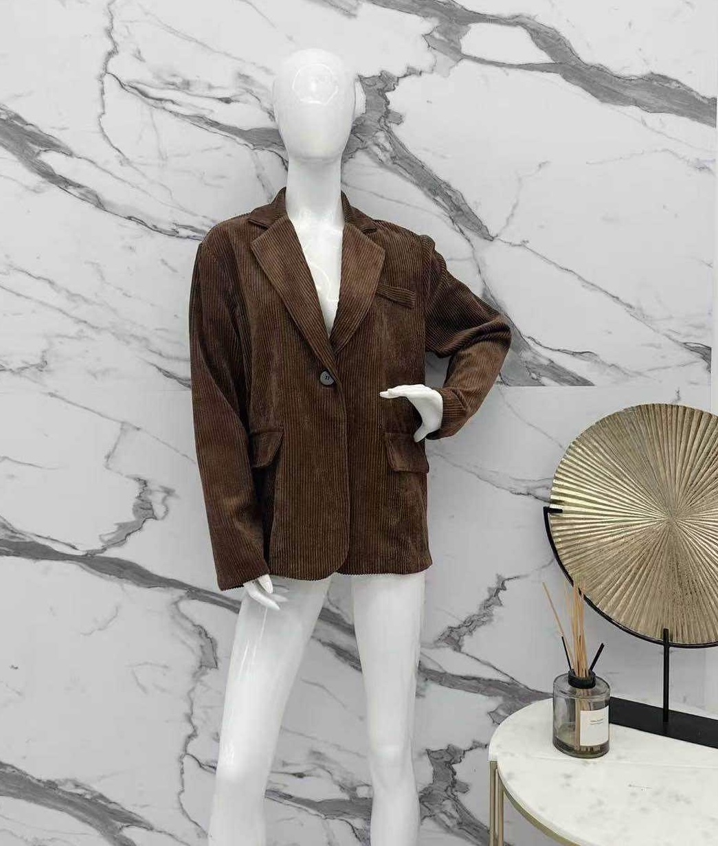 Ala Mode Fashion-DOB;Accessoires;Leather Wear; Young Fashion - Neuss | Kategorie: Blazer | Angebot: Sofortprogramme, Orderware | Adresse: Ala Mode Fashion - Breslauerstr. 8 Raum 113 - 41460 neuss - Tel: 021312091616 - ala-mode@web.de
