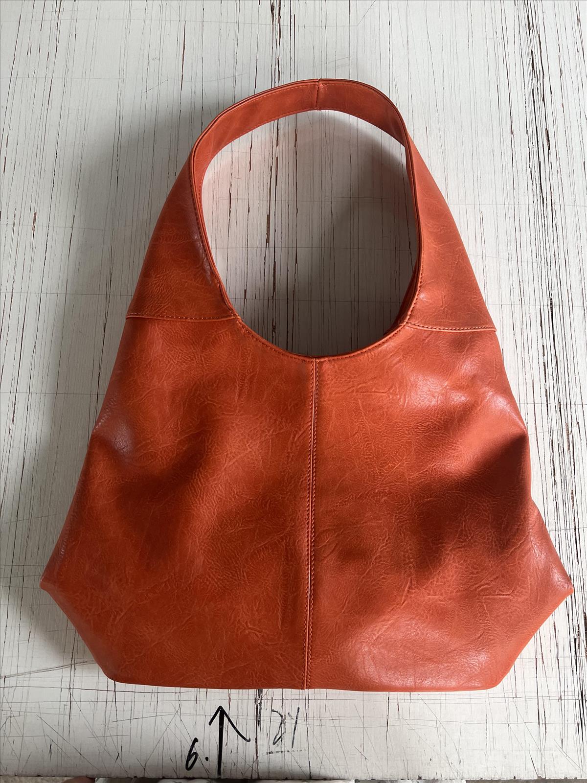 likebag by Longda Moda GmbH - Accessoires; Beachwear; Young Fashion; Leatherwear; Landhausmode - Neuss | Artikel-Nr. PU512 | Tasche | Angebot: Sofortprogramme, Orderware | Adresse: LD Fashion GmbH - Anton-Kux-Straße 2 - 41460 Neuss - Tel: 021314082852 - likebag@gmx.de