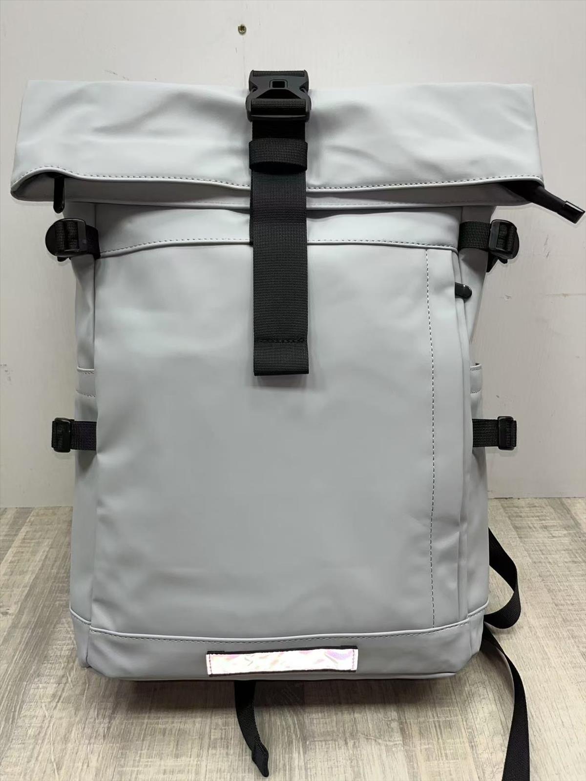 likebag by Longda Moda GmbH - Accessoires; Beachwear; Young Fashion; Leatherwear; Landhausmode - Neuss | Angebot: Sofortprogramme, Orderware | Adresse: LD Fashion GmbH - Anton-Kux-Straße 2 - 41460 Neuss - Tel: 021314082852 - likebag@gmx.de
