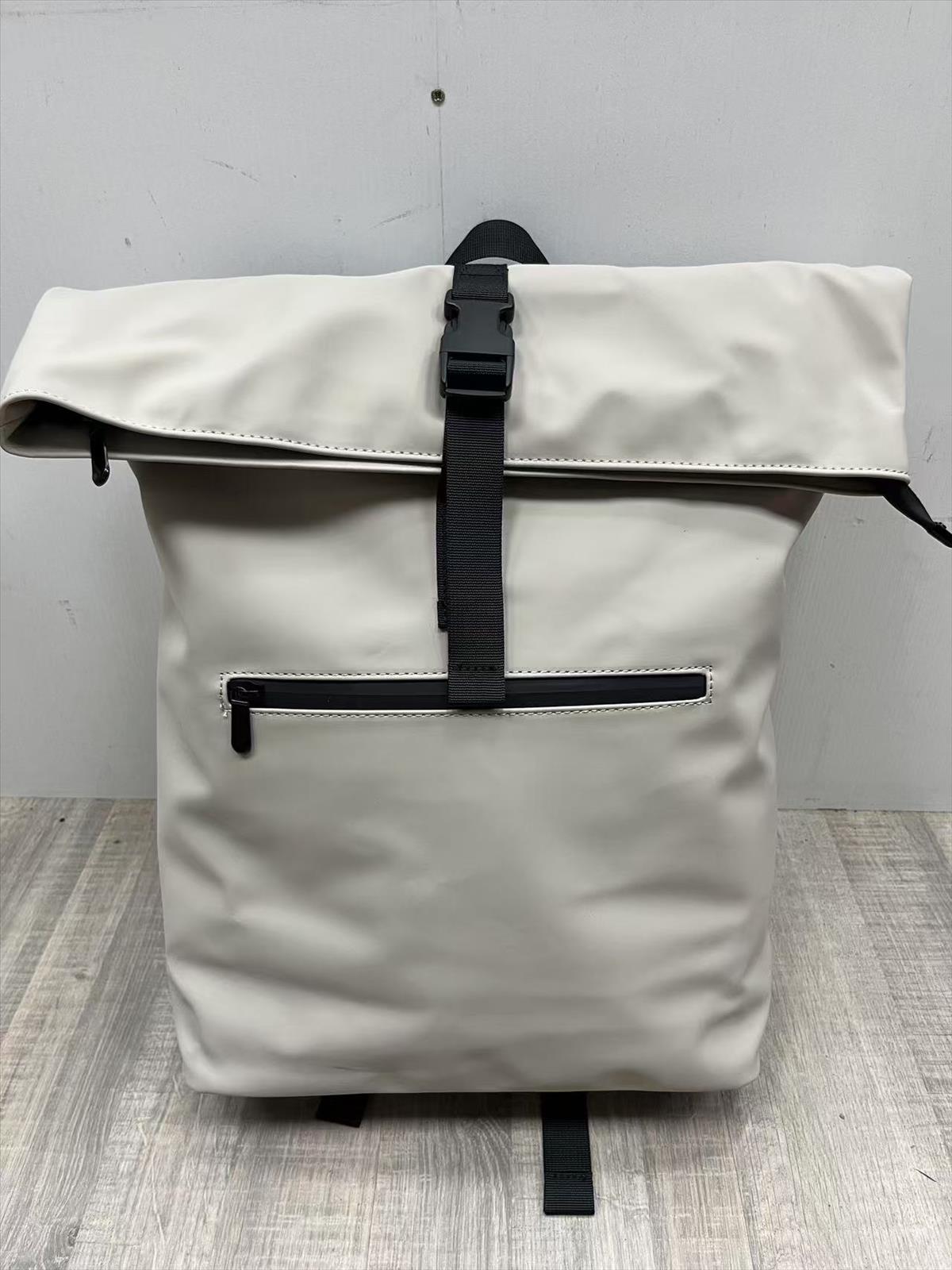 likebag by Longda Moda GmbH - Accessoires; Beachwear; Young Fashion; Leatherwear; Landhausmode - Neuss | Angebot: Sofortprogramme, Orderware | Adresse: LD Fashion GmbH - Anton-Kux-Straße 2 - 41460 Neuss - Tel: 021314082852 - likebag@gmx.de