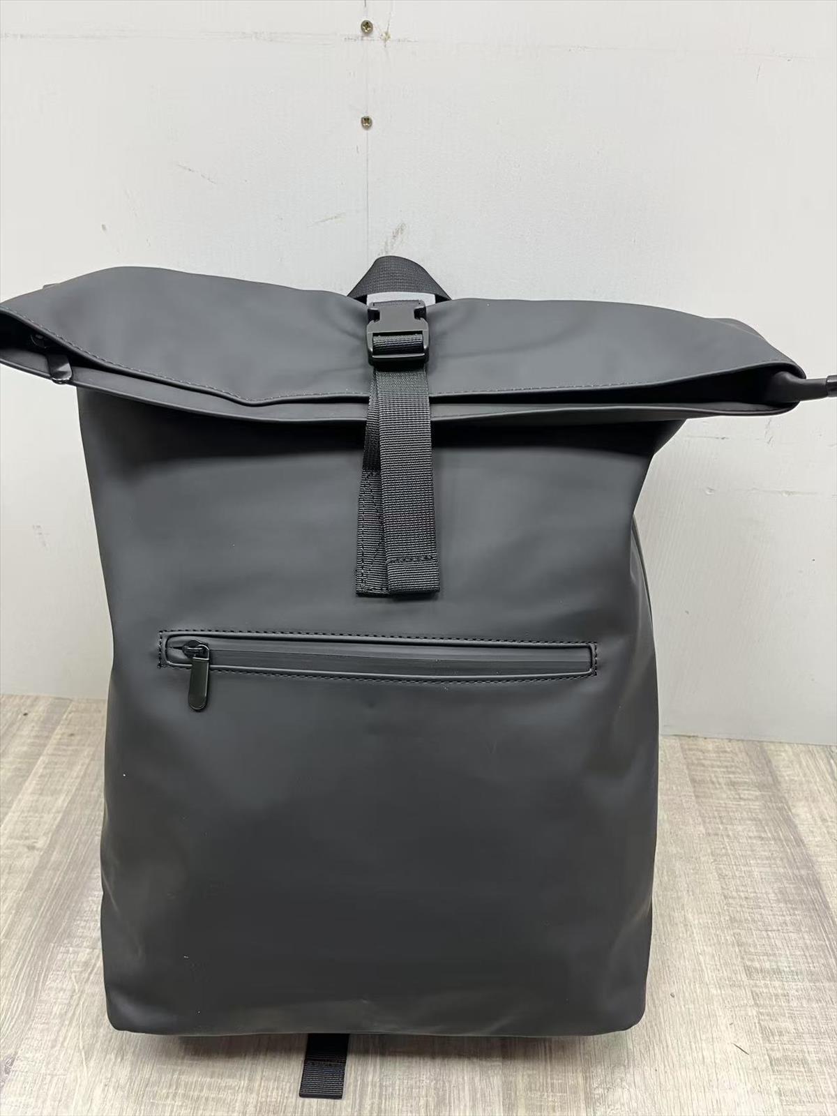 likebag by Longda Moda GmbH - Accessoires; Beachwear; Young Fashion; Leatherwear; Landhausmode - Neuss | Angebot: Sofortprogramme, Orderware | Adresse: LD Fashion GmbH - Anton-Kux-Straße 2 - 41460 Neuss - Tel: 021314082852 - likebag@gmx.de