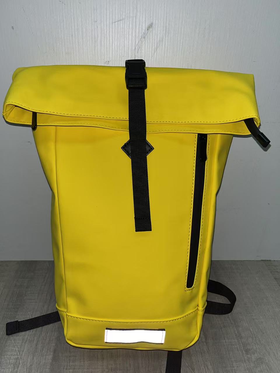 likebag by Longda Moda GmbH - Accessoires; Beachwear; Young Fashion; Leatherwear; Landhausmode - Neuss | Angebot: Sofortprogramme, Orderware | Adresse: LD Fashion GmbH - Anton-Kux-Straße 2 - 41460 Neuss - Tel: 021314082852 - likebag@gmx.de