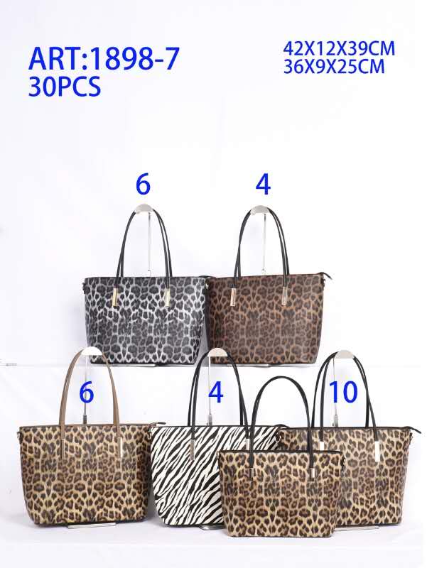 likebag by Longda Moda GmbH - Accessoires; Beachwear; Young Fashion; Leatherwear; Landhausmode - Neuss | Artikel-Nr. 1898 | Tasche Set | Angebot: Sofortprogramme, Orderware | Adresse: LD Fashion GmbH - Anton-Kux-Straße 2 - 41460 Neuss - Tel: 021314082852 - likebag@gmx.de