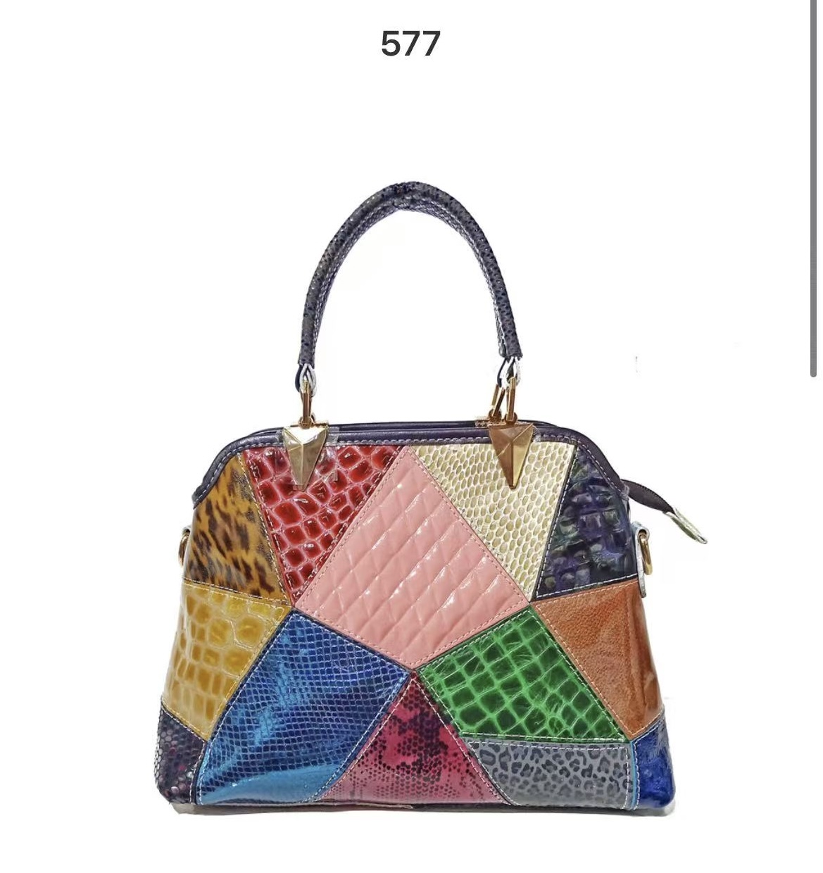 likebag by Longda Moda GmbH - Accessoires; Beachwear; Young Fashion; Leatherwear; Landhausmode - Neuss | Artikel-Nr. 577 | Leder Tasche | Angebot: Sofortprogramme, Orderware | Adresse: LD Fashion GmbH - Anton-Kux-Straße 2 - 41460 Neuss - Tel: 021314082852 - likebag@gmx.de