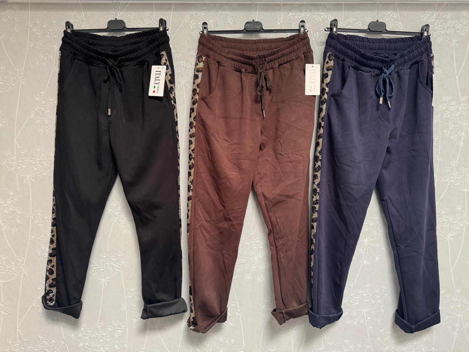 Catchme UG - DOB - Dreieich | Kategorie: Bekleidung (bis grose 42) / Hosen | Angebot: Sofortprogramme, Orderware | Adresse: Catchme UG - Otto-Hahn Str. 24 - 63303 Dreieich - Tel: +49 (0)6103 – 39891 10 - grossartig9@gmail.com