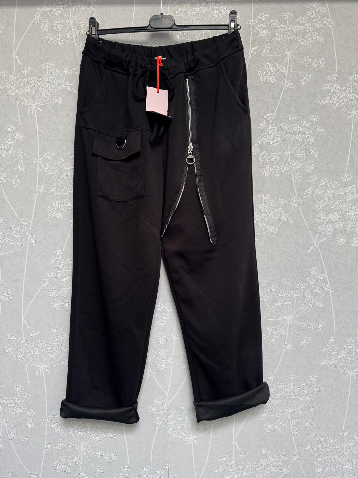Catchme UG - DOB - Dreieich | Hosen 42/44 | Artikel-Nr. NB-26305 | NB-26305 | Kategorie: Bekleidung (bis grose 42) / Hosen | Angebot: Sofortprogramme, Orderware | Adresse: Catchme UG - Otto-Hahn Str. 24 - 63303 Dreieich - Tel: +49 (0)6103 – 39891 10 - grossartig9@gmail.com