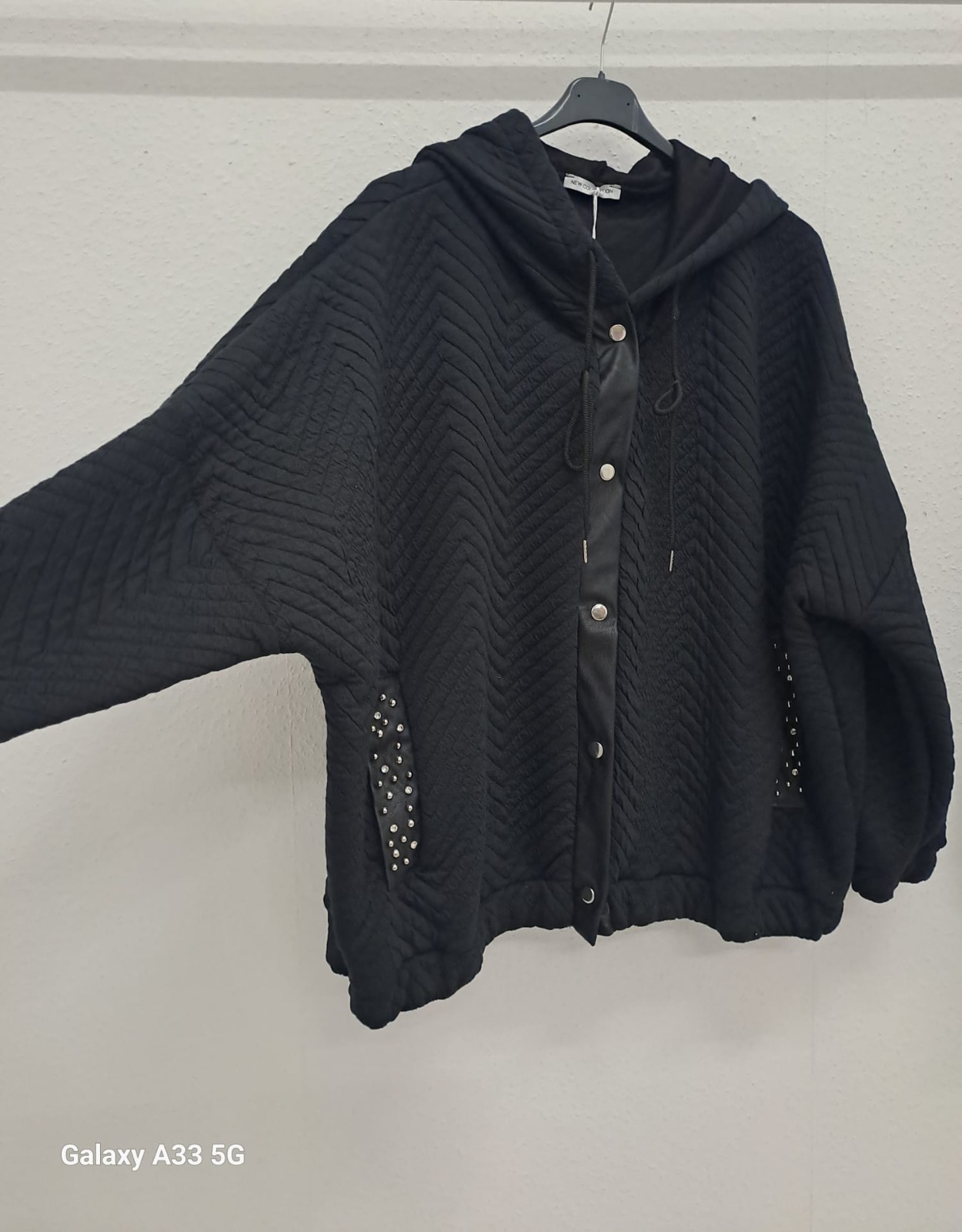 Catchme UG - DOB - Dreieich | Kategorie: Bekleidung (Ab grose 44) / Jacken | Angebot: Sofortprogramme, Orderware | Adresse: Catchme UG - Otto-Hahn Str. 24 - 63303 Dreieich - Tel: +49 (0)6103 – 39891 10 - grossartig9@gmail.com