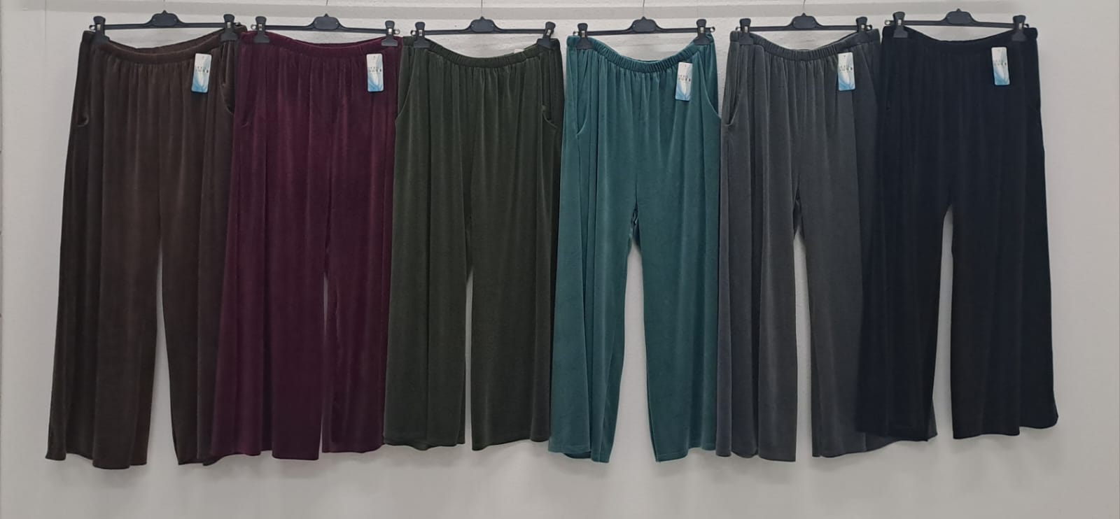 Catchme UG - DOB - Dreieich | Kategorie: Bekleidung (Ab grose 44) / Hosen | Angebot: Sofortprogramme, Orderware | Adresse: Catchme UG - Otto-Hahn Str. 24 - 63303 Dreieich - Tel: +49 (0)6103 – 39891 10 - grossartig9@gmail.com