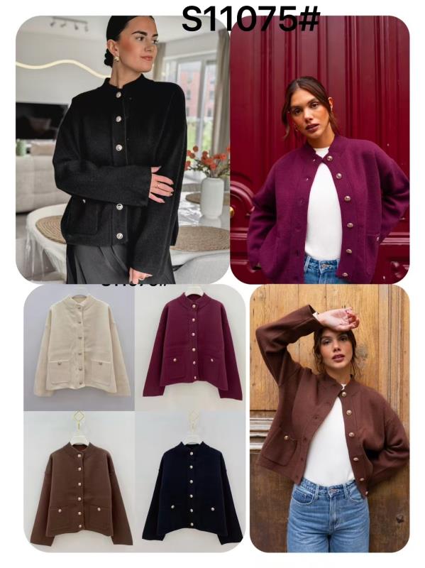 Miss Furs GmbH - MISS FURS Damenmode - Accessoires, Sportswear, Jeans, Tops, Bags | Artikel-Nr. S11075 | Strickjacke | Kategorie: Bekleidung / Pullover / Strickjacke | Angebot: Damenbekleidung, Damen Accessoires, Young Fashion, Sofortprogramme, Orderware | Adresse: Miss Furs GmbH - Breslauer Str. 8 - 41460 Neuss - Tel: 02131-3165333 - info@missfurs.de