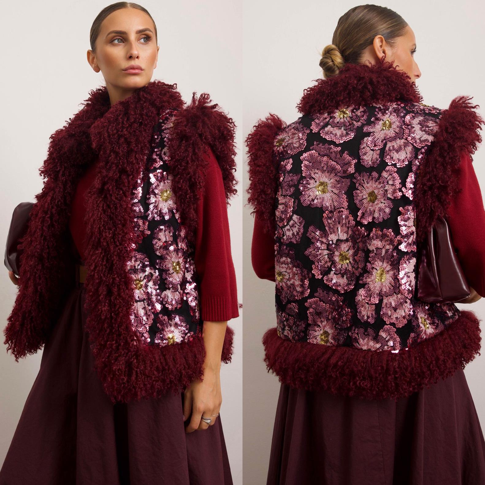 Ala Mode Fashion-DOB;Accessoires;Leather Wear; Young Fashion - Neuss | Kategorie: Weste | Angebot: Sofortprogramme, Orderware | Adresse: Ala Mode Fashion - Breslauerstr. 8 Raum 113 - 41460 neuss - Tel: 021312091616 - ala-mode@web.de