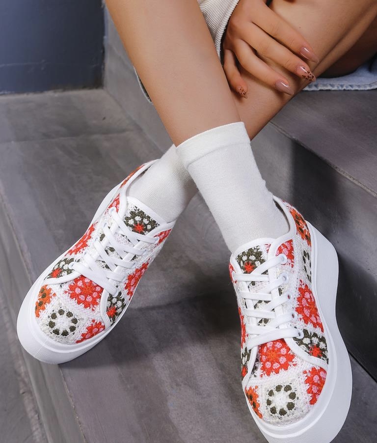 Hier geht's zum Shop von: Ala Mode Fashion-DOB;Accessoires;Leather Wear; Young Fashion - Neuss | Kategorie: Schuhe / Sneakers (Lot) | Adresse: Ala Mode Fashion - Breslauerstr. 8 Raum 113 - 41460 neuss - Tel: 021312091616 - ala-mode@web.de | Angebot: Sofortprogramme, Orderware