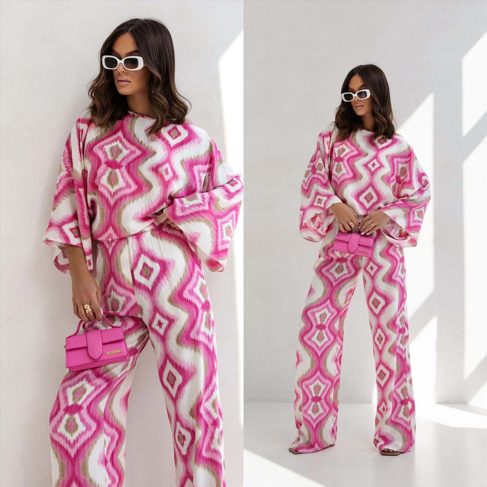 Hier geht's zum Shop von: d´bell agentur - DOB - Fashion Gallery Berlin | Adresse: d´bell agentur - Buckower Damm 110-114 - 12349 Berlin - Tel: +49 30 702 096 46 - doro.bell05@googlemail.com | Angebot: Damenbekleidung, Damen Accessoires, Große Größen, Young Fashion, Sofortprogramme