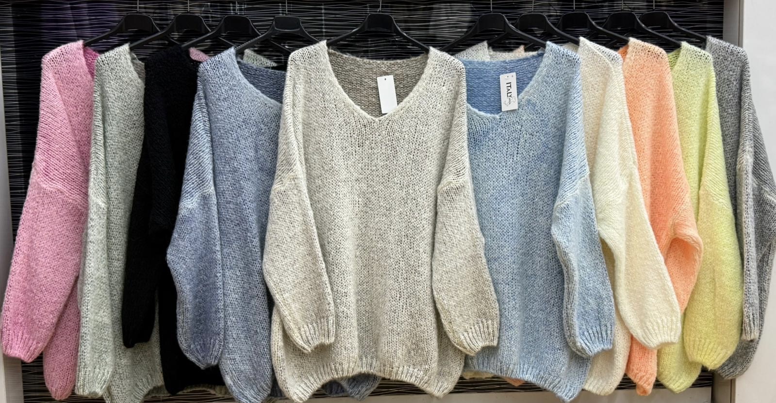 W8 Fashion GmbH - DOB;Young Fashion - Neuss | Angebot: Damenbekleidung, Damen Accessoires, Große Größen, Young Fashion, Sofortprogramme | Adresse: W8 Fashion GmbH - Breslauer Str. 1 - 41460 Neuss - Tel: 021312017119 - www8fashion@gmail.com