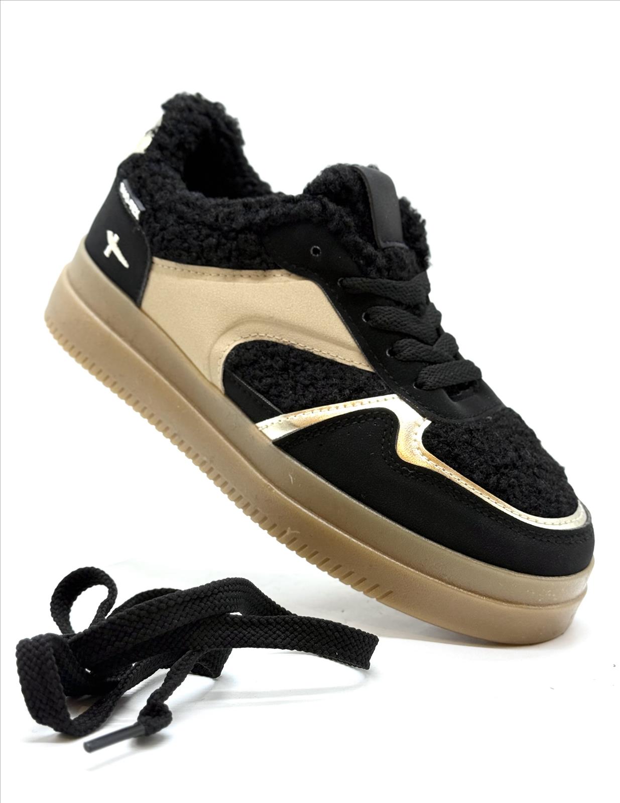 Ala Mode Fashion-DOB;Accessoires;Leather Wear; Young Fashion - Neuss | Kategorie: Schuhe / Sneakers (6 Paare) | Angebot: Sofortprogramme, Orderware | Adresse: Ala Mode Fashion - Breslauerstr. 8 Raum 113 - 41460 neuss - Tel: 021312091616 - ala-mode@web.de