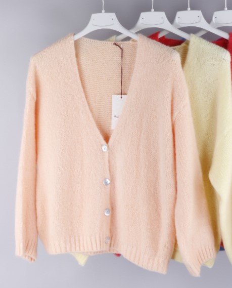 Hier geht's zum Shop von: olluni fashion GmbH - DOB-HAHA-Accessoires-Schuhe-Young-Fashion-Leder-Große Größen - Hamburg | Kategorie: Strickwaren | Adresse: olluni fashion GmbH - Modering 5, Haus D, 5 Etage - 22457 Hamburg - Tel: 040 55598886 - info@olluni.de | Angebot: Damenbekleidung, Damen Accessoires, Große Größen, Young Fashion, Leather Wear, Sofortprogramme, Orderware
