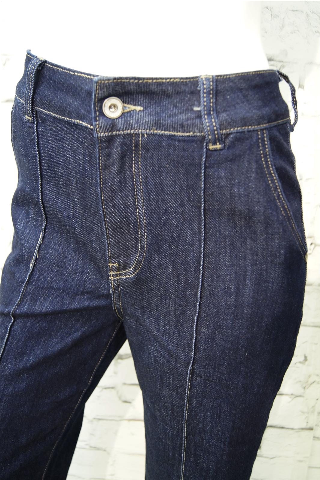 Hier geht's zum Shop von: Bhatti Mode GmbH - Young fashion, DOB - Blusen, Hosen Jacken, Jeans, Kleider, Pullover etc. | Kategorie: Hose/Jeans/Legging | Adresse: Bhatti Mode GmbH - Breslauer Str. 8 - 41460 Neuss - Tel: 02131-130004 - gurdip-bhatti@t-online.de | Angebot: Damenbekleidung, Young Fashion, Sofortprogramme