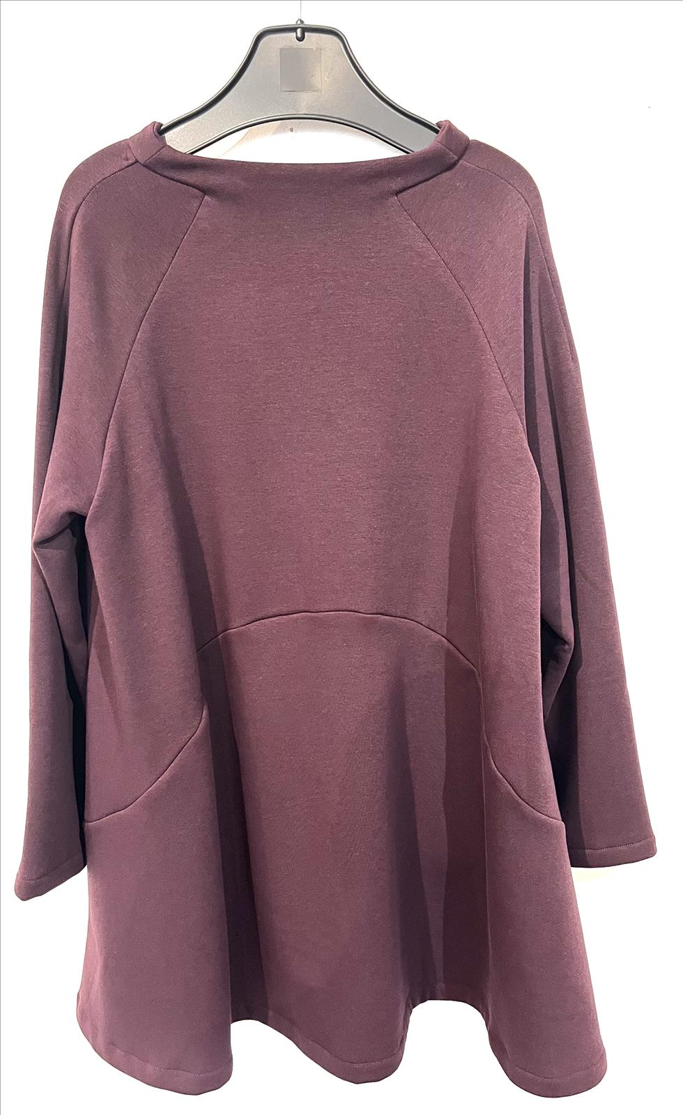 Hier geht's zum Shop von: Modevertrieb Iryna Zeidler - DOB, Accessoires, Große Größen - MÜnchen | Kategorie: Lagom | Adresse: Modevertrieb Iryna Zeidler - Taunusstrasse 45 - 80807 München - Tel: 0893597022 - mvzeidler@aol.com | Angebot: Damenbekleidung, Damen Accessoires, Große Größen, Young Fashion, Sofortprogramme, Orderware