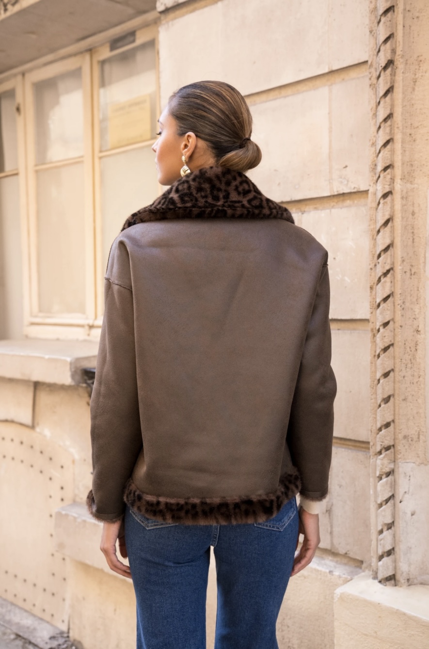 E-Vitale Shoes - BIONDINI Großhandel Wholesale - hochwertige italienische Schuhe direkt ab Fabrik | Kategorie: Damenbekleidung / Jacke (LOT) | Angebot: Damenbekleidung, Damen Accessoires, Herren Accessoires, Schuhe, Young Fashion, Leather Wear, Sofortprogramme, Orderware | Adresse: E-VITALE SHOES - Raum 114 - Breslauer Str. 8 - 41460 Neuss - Tel: 02131/3868532 - service@evitale-shoes.eu