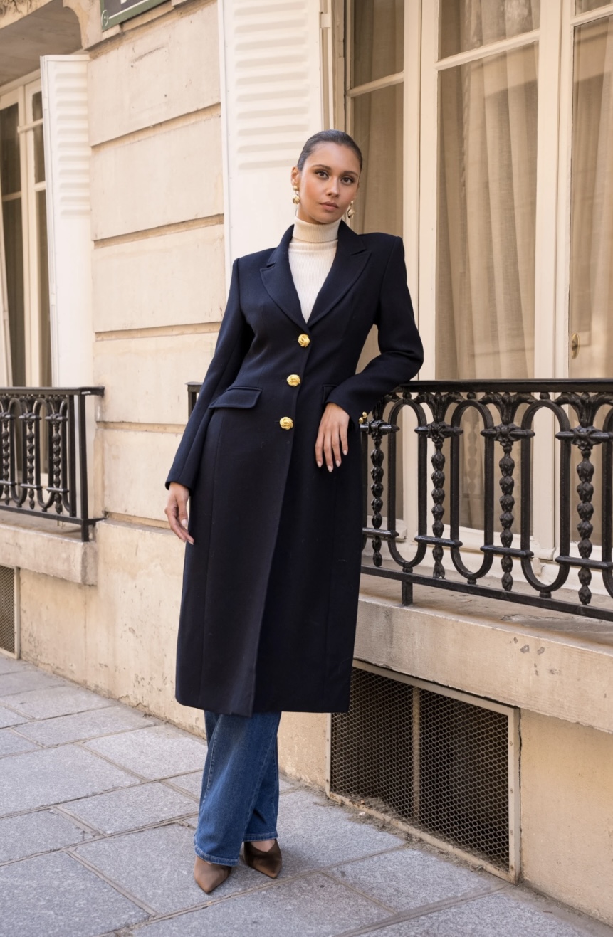 E-Vitale Shoes - BIONDINI Großhandel Wholesale - hochwertige italienische Schuhe direkt ab Fabrik | Kategorie: Damenbekleidung / Jacke (LOT) | Angebot: Damenbekleidung, Damen Accessoires, Herren Accessoires, Schuhe, Young Fashion, Leather Wear, Sofortprogramme, Orderware | Adresse: E-VITALE SHOES - Raum 114 - Breslauer Str. 8 - 41460 Neuss - Tel: 02131/3868532 - service@evitale-shoes.eu