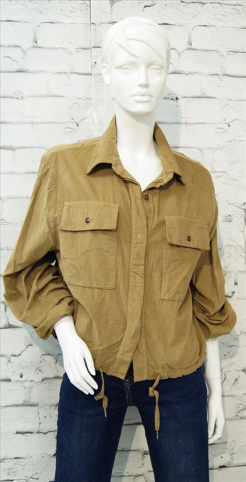 Bhatti Mode GmbH - Young fashion, DOB - Blusen, Hosen Jacken, Jeans, Kleider, Pullover etc. | Artikel-Nr. 16714 | Blusenjacke Feincord | # weiche Feincordbluse mit Kordel ## sehr lässig geschnitten ## weiter Ärmel ## verdeckte Knopfleiste ## 100%Cotton # | Kategorie: Shirt/Bluse/Pullover | Angebot: Damenbekleidung, Young Fashion, Sofortprogramme | Adresse: Bhatti Mode GmbH - Breslauer Str. 8 - 41460 Neuss - Tel: 02131-130004 - gurdip-bhatti@t-online.de