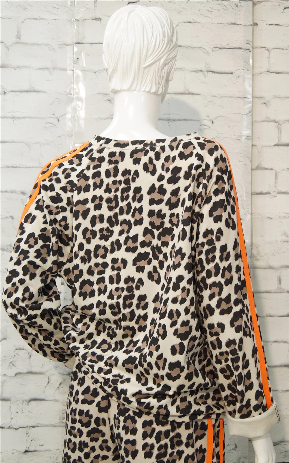 Bhatti Mode GmbH - Young fashion, DOB - Blusen, Hosen Jacken, Jeans, Kleider, Pullover etc. | Kategorie: Shirt/Bluse/Pullover | Angebot: Damenbekleidung, Young Fashion, Sofortprogramme | Adresse: Bhatti Mode GmbH - Breslauer Str. 8 - 41460 Neuss - Tel: 02131-130004 - gurdip-bhatti@t-online.de
