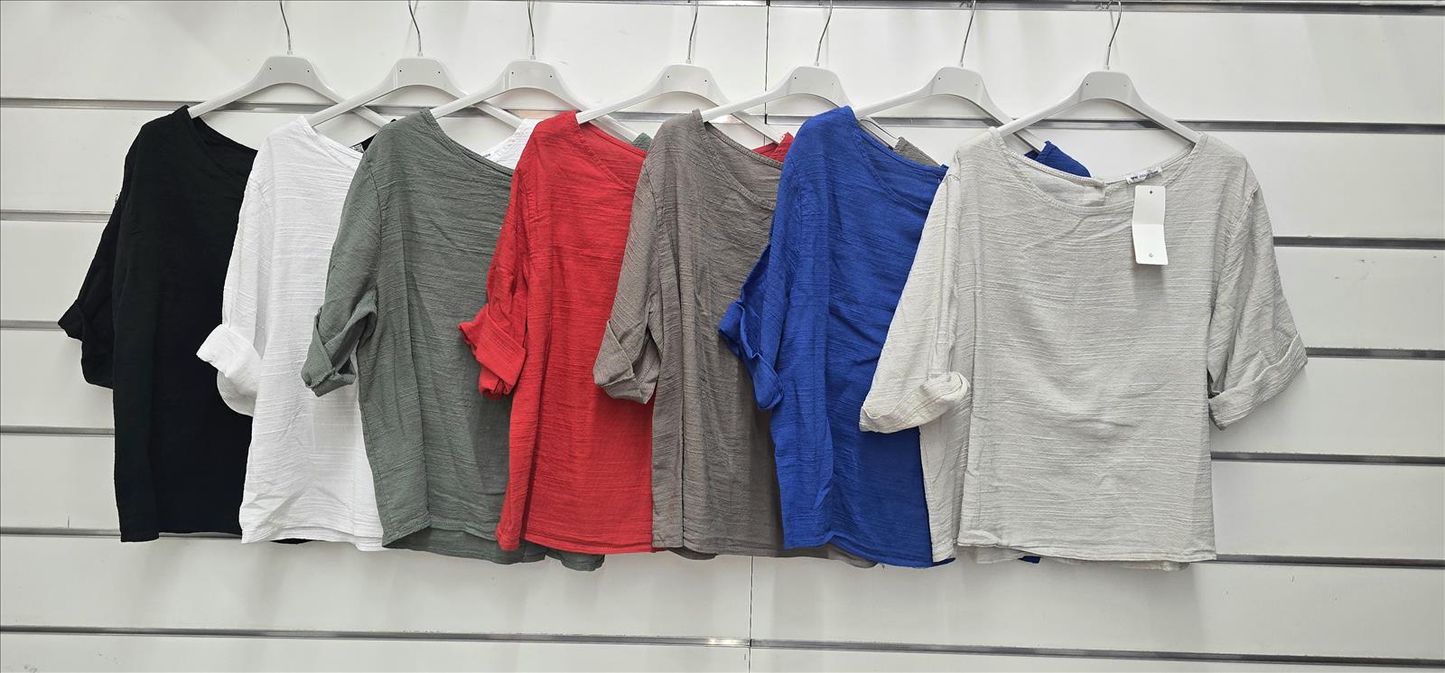 Noor Fashion - DOB;HAKA;Young Fashion - Dreieich | Kategorie: Damen Pullover | Angebot: Sofortprogramme, Orderware | Adresse: Noor Fashion - Otto-Hahn-Str. 6 - 63303 Dreieich - Tel: +49 6103 371505 - noorfashion@web.de