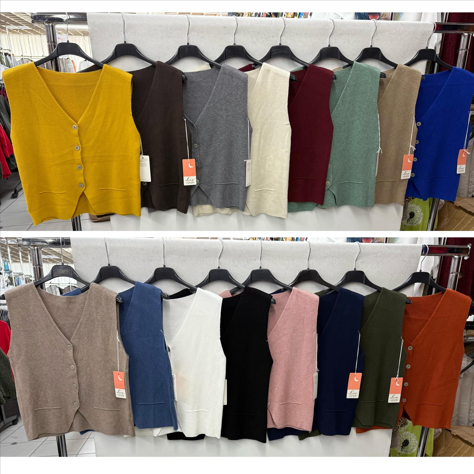 Luna moda GmbH - DOB, Young Fashion - Dreieich | 2 stück | Artikel-Nr. 9338 | weste | Kategorie: Jack | Angebot: Sofortprogramme, Orderware | Adresse: Luna moda GmbH - Max-Planck Str. 7 - 63303 Dreieich - Tel: 061032024981 - lunamoda@hotmail.de