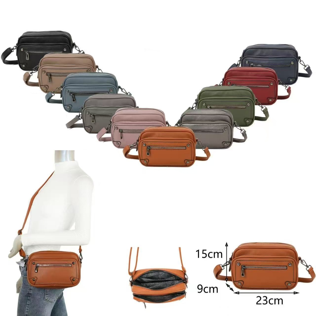 Skyflame GmbH - Damen u. Herrenaccessoires, Taschen, Lederwaren | Artikel-Nr. 7075 | Umhängetasche | Artikelnummer 7075 -ca. 23x15x9 cm -100% PU -mit Reißverschluss -Innen: 1x Stechfach und 1x RV Rückfach -Vorne 2x RV Fächer -Auf der Rückseite 1x RV Fach -mit Schultergurt / verstellbar/ wechselbar | Kategorie: Umhägetaschen:Damen/Herren | Angebot: Damen Accessoires, Herren Accessoires, Beach Wear, Große Größen, Kinder & Teens, Young Fashion, Landhausmode, Leather Wear, Sofortprogramme, Orderware | Adresse: Skyflame GmbH - Anton-Kux-Str.2 - 41460 Neuss - Tel: 021313168808 - info.skyflame@gmail.com