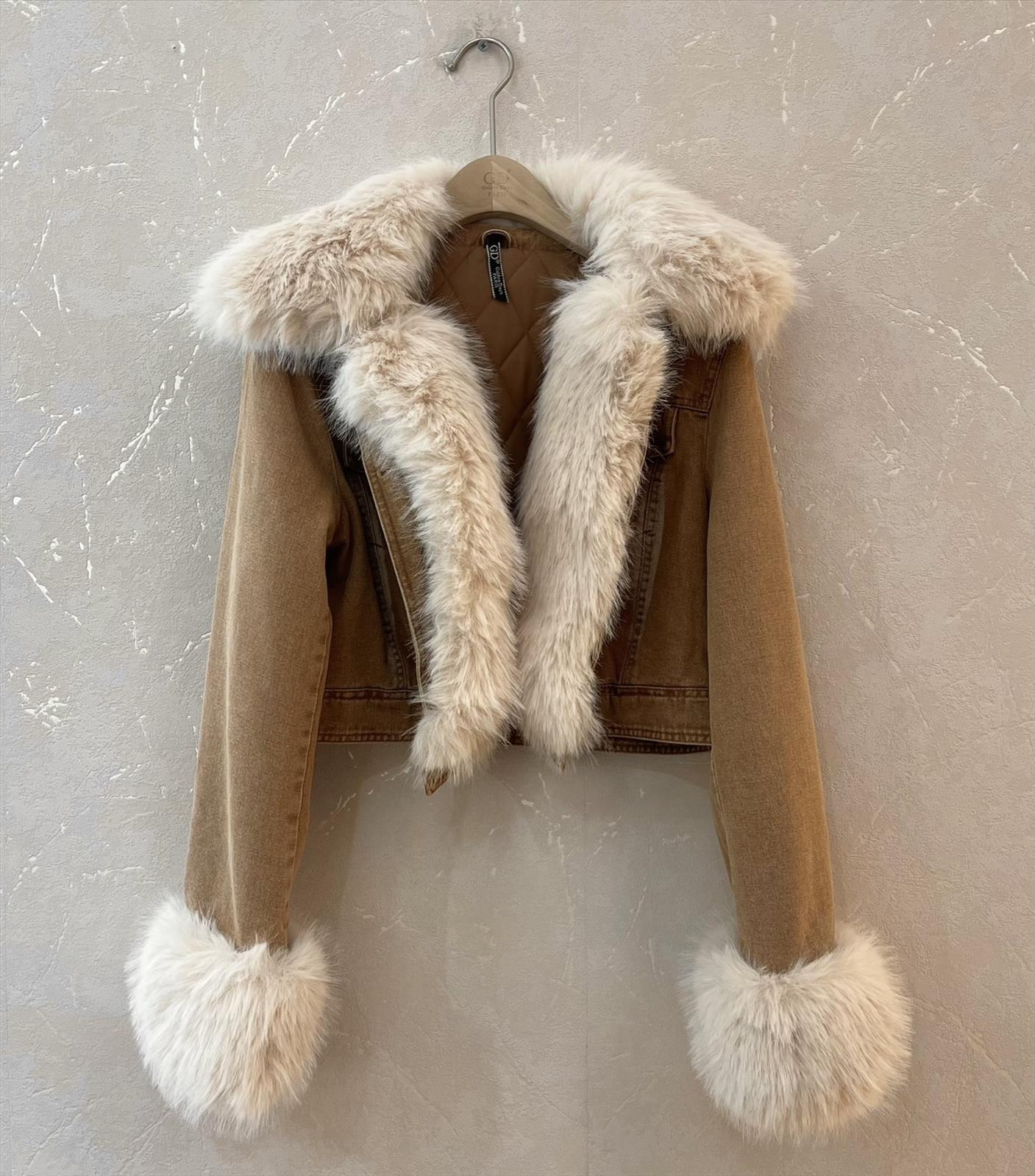 Ala Mode Fashion-DOB;Accessoires;Leather Wear; Young Fashion - Neuss | Kategorie: Jacke | Angebot: Sofortprogramme, Orderware | Adresse: Ala Mode Fashion - Breslauerstr. 8 Raum 113 - 41460 neuss - Tel: 021312091616 - ala-mode@web.de