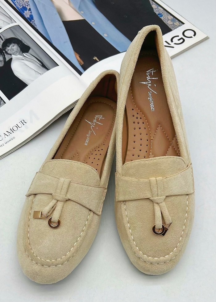 Lujah Shoes (Schuhgrosshandel) | Artikel-Nr. GO-186 | Schuhe/GOW | Kategorie: Damenschuhe | Angebot: Schuhe, Große Größen, Kinder & Teens, Young Fashion, Leather Wear | Adresse: Lujah Shoes - Doesburgstraat 5 - 5651BD Eindhoven - Tel: 0031642235368 - lujah-schuh@hotmail.com