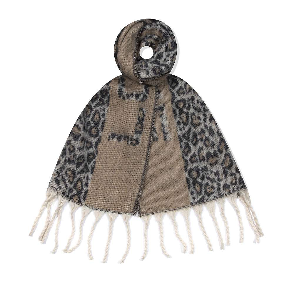 Fox by Ren GmbH - DOB; ACCessoires - Neuss | Kategorie: Tücher / Schals | Angebot: Sofortprogramme, Orderware | Adresse: Fox by Ren GmbH - Anton-Kux-Str. 2 - 41460 Neuss - Tel: 021313818241 - info@foxbyren.com