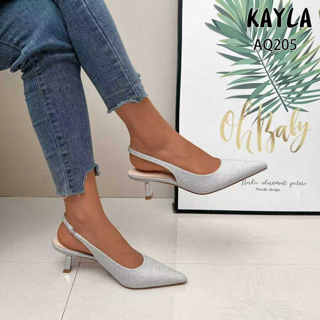 Kayla GmbH - Schuhgrosshandel | Kategorie: Pumps | Angebot: Damenbekleidung, Herrenbekleidung, Damen Accessoires, Herren Accessoires, Schuhe, Kinder & Teens, Young Fashion, Leather Wear, Sofortprogramme | Adresse: Kayla GmbH - de814155035 - Anton-Kux Str. 2 - 41460 Neuss - Tel: 021311332043 - kaylashoes@hotmail.com