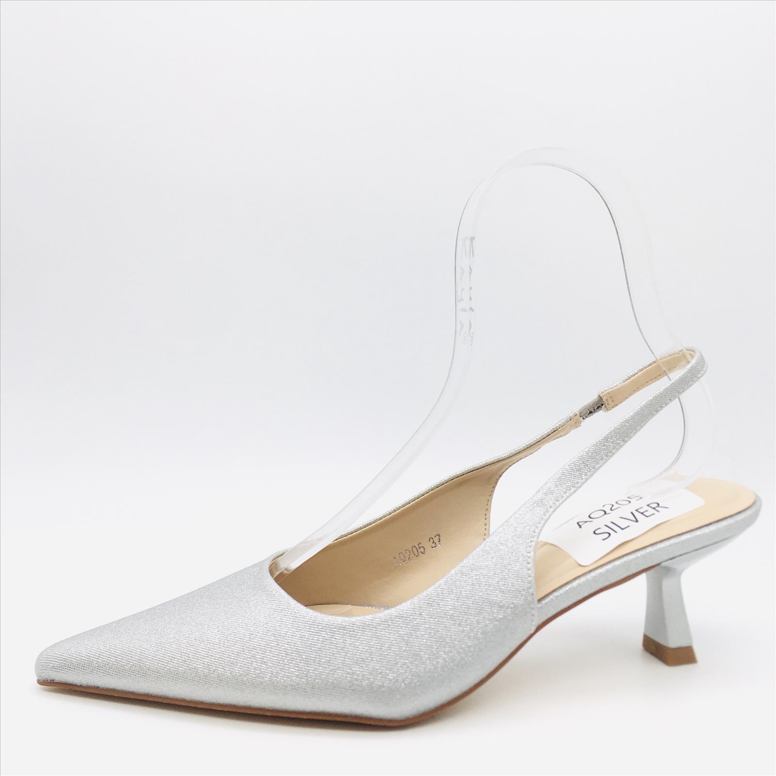 Kayla GmbH - Schuhgrosshandel | Kategorie: Pumps | Angebot: Damenbekleidung, Herrenbekleidung, Damen Accessoires, Herren Accessoires, Schuhe, Kinder & Teens, Young Fashion, Leather Wear, Sofortprogramme | Adresse: Kayla GmbH - de814155035 - Anton-Kux Str. 2 - 41460 Neuss - Tel: 021311332043 - kaylashoes@hotmail.com
