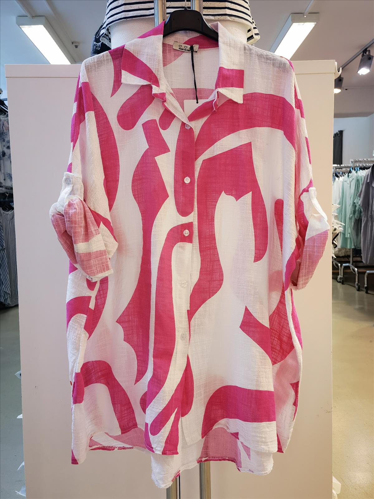 Hier geht's zum Shop von: KaiXuan Mode GmbH - DOB, Young Fashion - Hamburg | Pink | Kategorie: Bluse Leinen | Adresse: KaiXuan Mode GmbH - Modering 3 Haus B Raum 338 - 22457 Hamburg - Tel: 040-58964150 - shixiongwei1@163.com | Angebot: Damenbekleidung, Herrenbekleidung, Damen Accessoires, Große Größen, Young Fashion, Sofortprogramme, Orderware