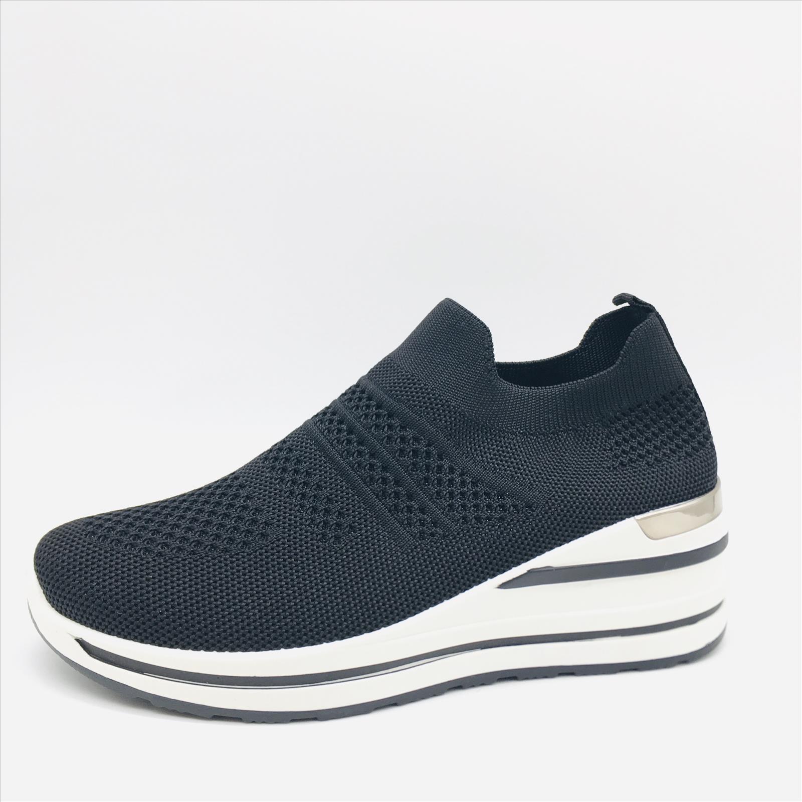 Hier geht's zum Shop von: Kayla GmbH - Schuhgrosshandel | Kategorie: Sneakers | Adresse: Kayla GmbH - de814155035 - Anton-Kux Str. 2 - 41460 Neuss - Tel: 021311332043 - kaylashoes@hotmail.com | Angebot: Damenbekleidung, Herrenbekleidung, Damen Accessoires, Herren Accessoires, Schuhe, Kinder & Teens, Young Fashion, Leather Wear, Sofortprogramme