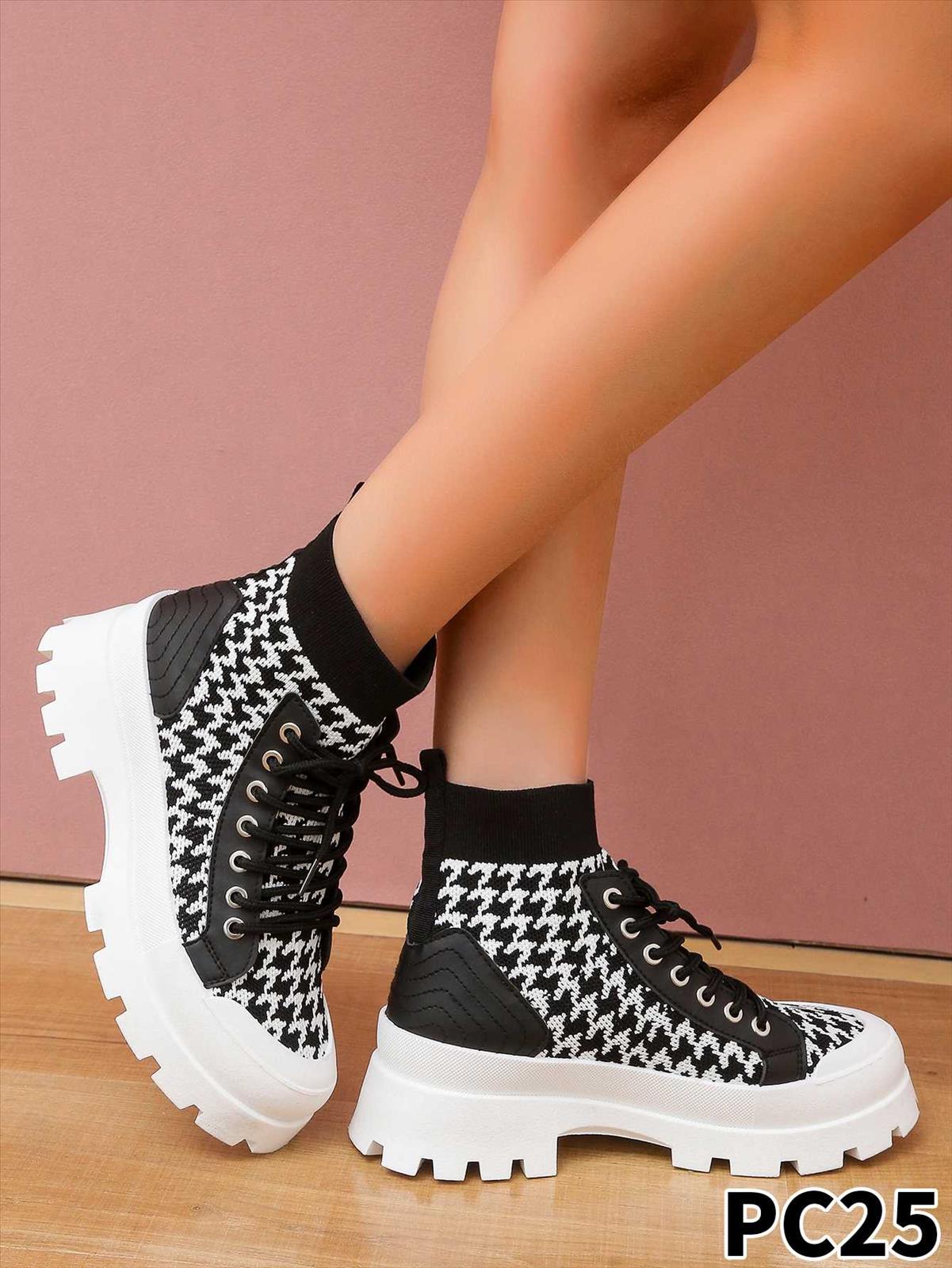 Hier geht's zum Shop von: Ala Mode Fashion-DOB;Accessoires;Leather Wear; Young Fashion - Neuss | Kategorie: Schuhe / Sneakers (Lot) | Adresse: Ala Mode Fashion - Breslauerstr. 8 Raum 113 - 41460 neuss - Tel: 021312091616 - ala-mode@web.de | Angebot: Sofortprogramme, Orderware