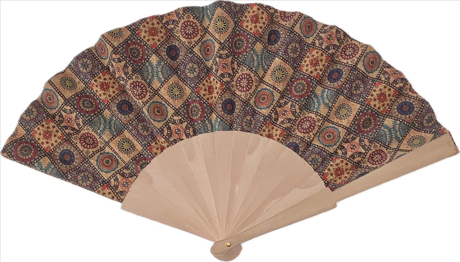 Hier geht's zum Shop von: Funny Girl Mode - DOB + Accessoires aus Naturmaterialien - Berlin | Kork Fächer (12 Stück) | 23 cm Hoch42 cm Breit Ein natürliches traditionelles Produkt in einem modernen Gewand. Naturkork mit farbenfrohem Mustermix Druck.Ein Naturmaterial verarbeitet zu schönen und gleichzeitig nützlichen Produkten.Hier gibt es 10 x den Fächer mit dem Fischmotiv.Wird sehr gerne an der See gekauft.Es gibt auch eine Mischung von Fächern mit verschiedenen Motiven. Schauen Sie sich auch unsere anderen Produkte aus Kork an. | Kategorie: Fächer | Adresse: Funny Girl - Husemannstr.16 - 10435 Berlin - Tel: 0304424473 - husemann16@yahoo.de | Angebot: Damenbekleidung, Damen Accessoires, Große Größen, Young Fashion, Leather Wear, Sofortprogramme, Orderware
