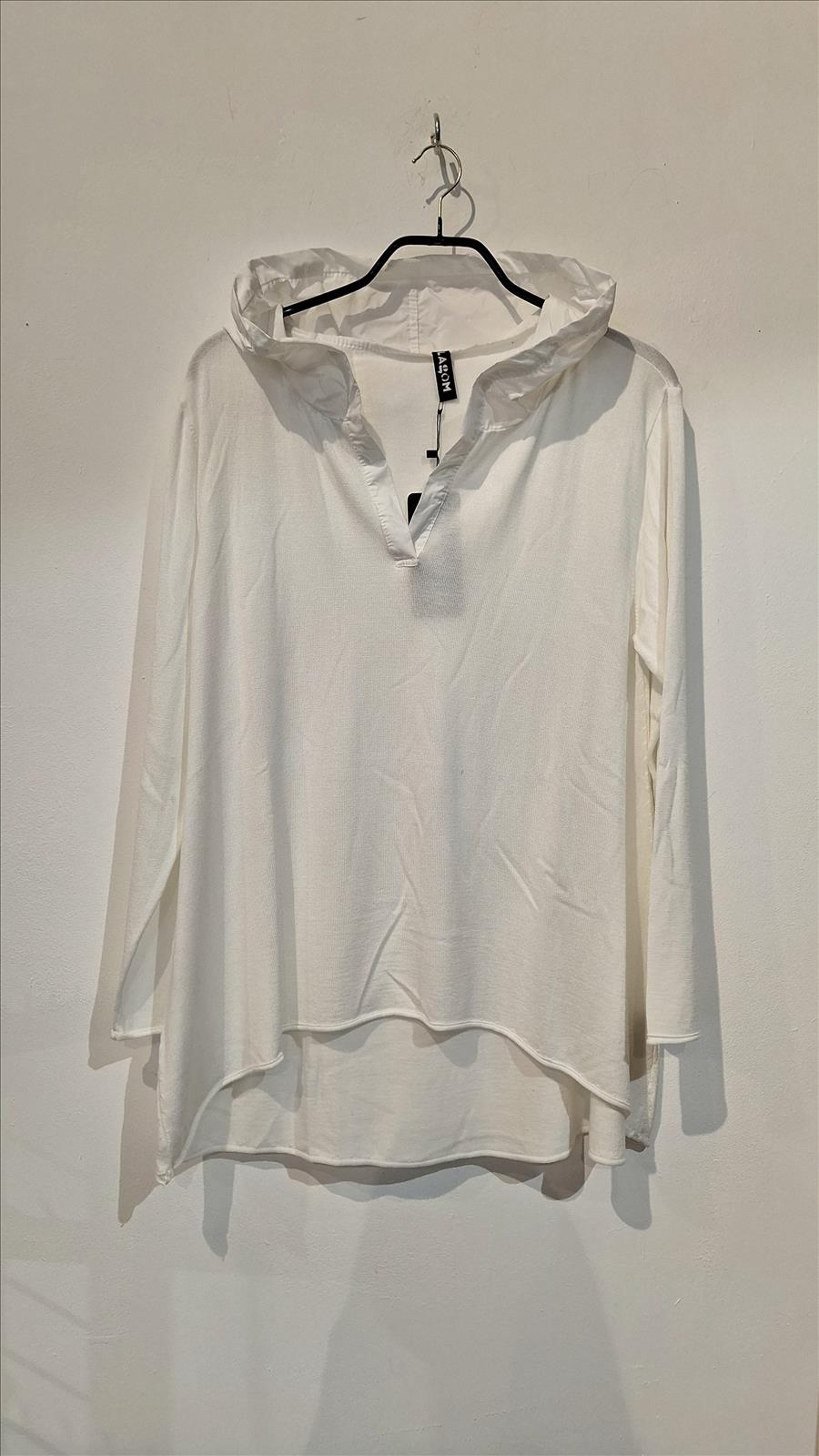 Modevertrieb Iryna Zeidler - DOB, Accessoires, Große Größen - MÜnchen | Artikel-Nr. 3441125 | Lagom Pulli | Angebot: Damenbekleidung, Damen Accessoires, Große Größen, Young Fashion, Sofortprogramme, Orderware | Adresse: Modevertrieb Iryna Zeidler - Taunusstrasse 45 - 80807 München - Tel: 0893597022 - mvzeidler@aol.com