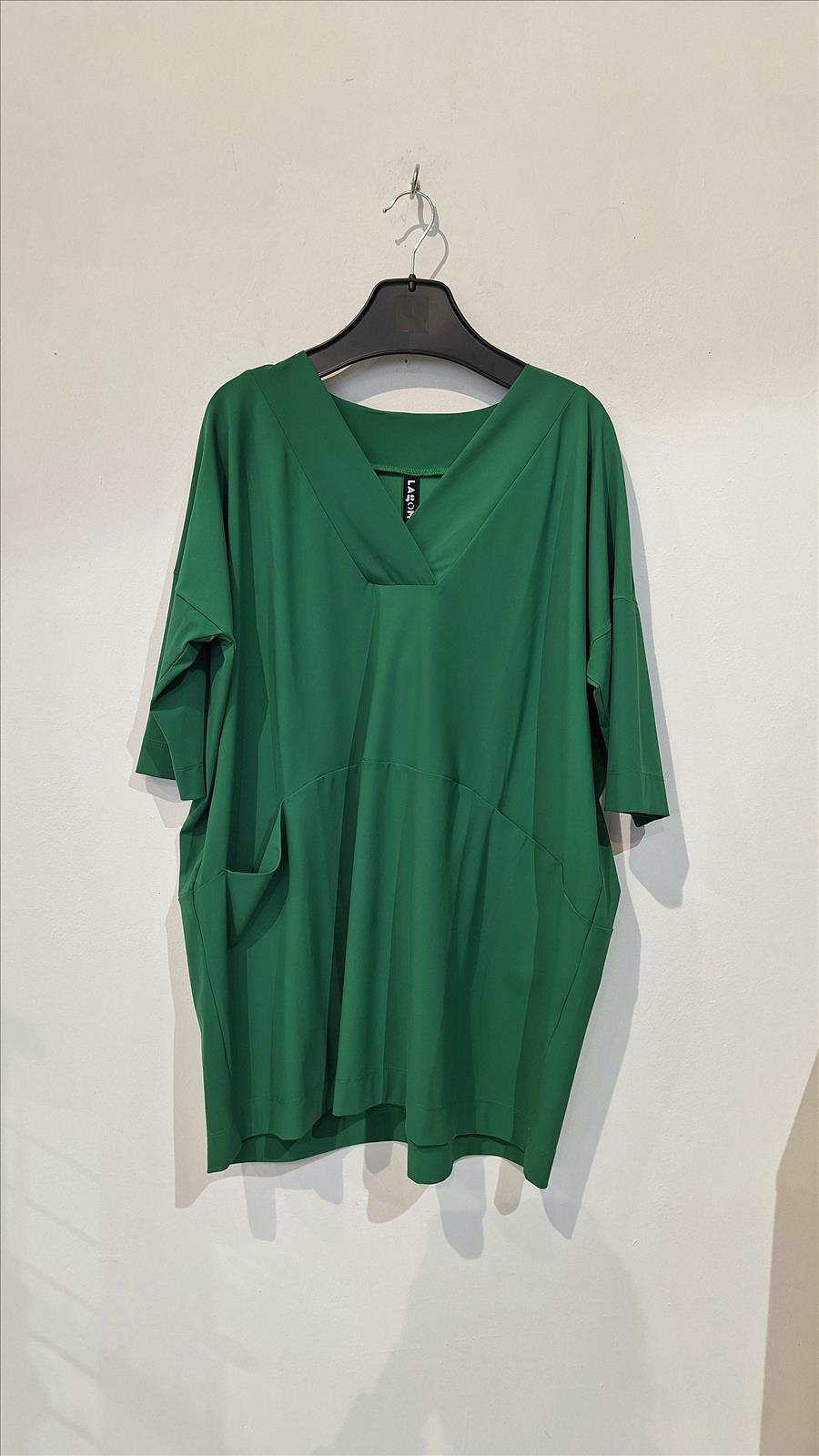 Modevertrieb Iryna Zeidler - DOB, Accessoires, Große Größen - MÜnchen | Artikel-Nr. 5301025 | Lagom Tunika | Kategorie: LAGOM | Angebot: Damenbekleidung, Damen Accessoires, Große Größen, Young Fashion, Sofortprogramme, Orderware | Adresse: Modevertrieb Iryna Zeidler - Taunusstrasse 45 - 80807 München - Tel: 0893597022 - mvzeidler@aol.com