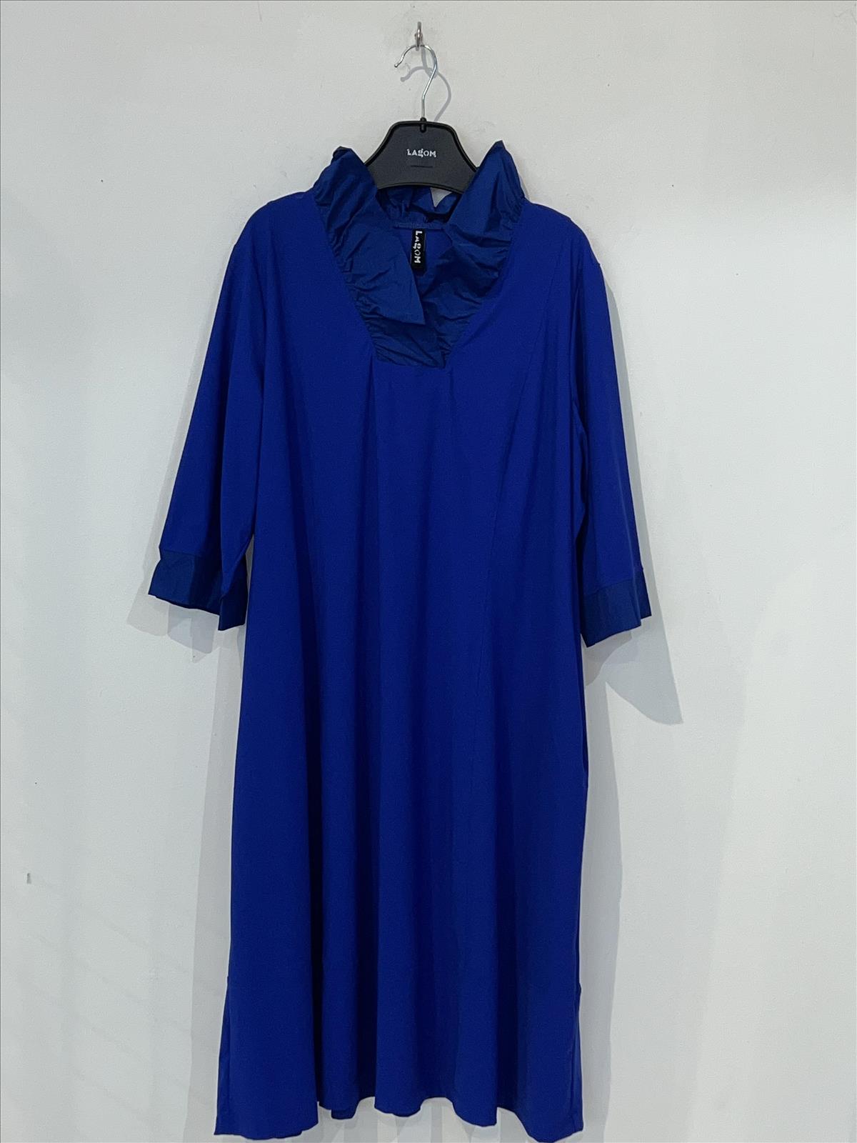 Modevertrieb Iryna Zeidler - DOB, Accessoires, Große Größen - MÜnchen | Artikel-Nr. 5251025 | Lagom Kleid | Kategorie: Neu | Angebot: Damenbekleidung, Damen Accessoires, Große Größen, Young Fashion, Sofortprogramme, Orderware | Adresse: Modevertrieb Iryna Zeidler - Taunusstrasse 45 - 80807 München - Tel: 0893597022 - mvzeidler@aol.com