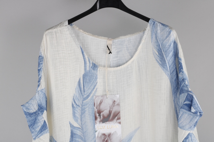 Hier geht's zum Shop von: olluni fashion GmbH - DOB-HAHA-Accessoires-Schuhe-Young-Fashion-Leder-Große Größen - Hamburg | Kategorie: Kleider | Adresse: olluni fashion GmbH - Modering 5, Haus D, 5 Etage - 22457 Hamburg - Tel: 040 55598886 - info@olluni.de | Angebot: Damenbekleidung, Damen Accessoires, Große Größen, Young Fashion, Leather Wear, Sofortprogramme, Orderware