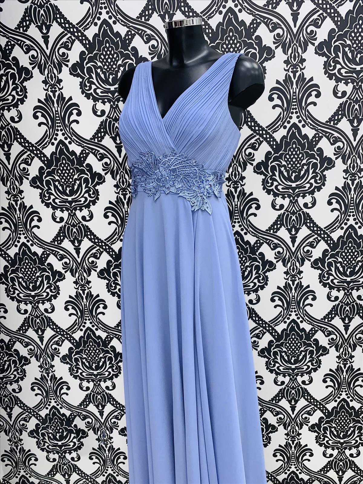 Skytrading KG - Abendkleider, Ballkleider | Artikel-Nr. 55680 | MODA ITALIANA – CAIFA | Materialzusammensetzung/Material composition: 100% Polyester Made in Italy | Kategorie: MODA ITALIANA - CAIFA / Dresses | Angebot: Damenbekleidung, Damen Accessoires, Schuhe, Dessous, Große Größen, Young Fashion, Leather Wear | Adresse: Skytrading KG - Quellenstrasse 4/1/7 - 1100 Wien - Tel: 004369918008070 - office@skyfashion.net
