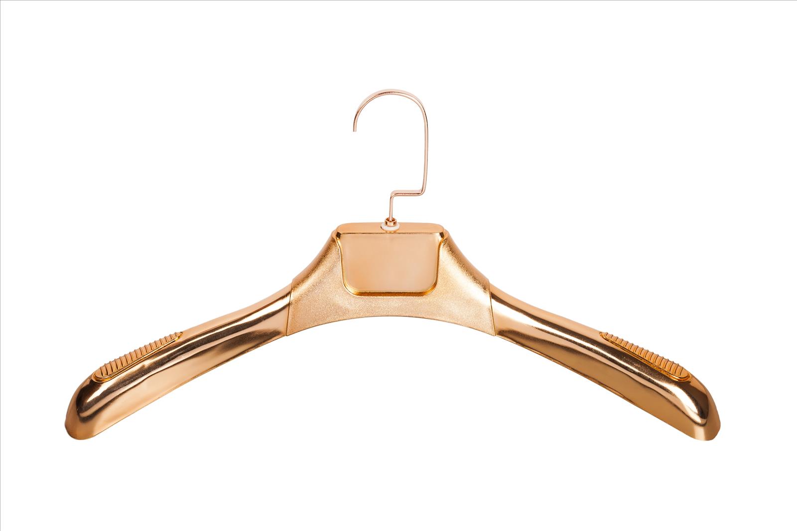 Skytrading KG - Abendkleider, Ballkleider | Artikel-Nr. Copper Hangers L | KLEIDERBÜGEL - CLOTHES HANGERS | Lot – 50 Stück/Piece Breite/Board 45cm Materialzusammensetzung: Kunstoff Material composition: Plastic Haken ist zum Zusammensetzen Hook must be assembled | Kategorie: KLEIDERBÜGEL - CLOTHES HANGERS / Size L | Angebot: Damenbekleidung, Damen Accessoires, Schuhe, Dessous, Große Größen, Young Fashion, Leather Wear | Adresse: Skytrading KG - Quellenstrasse 4/1/7 - 1100 Wien - Tel: 004369918008070 - office@skyfashion.net