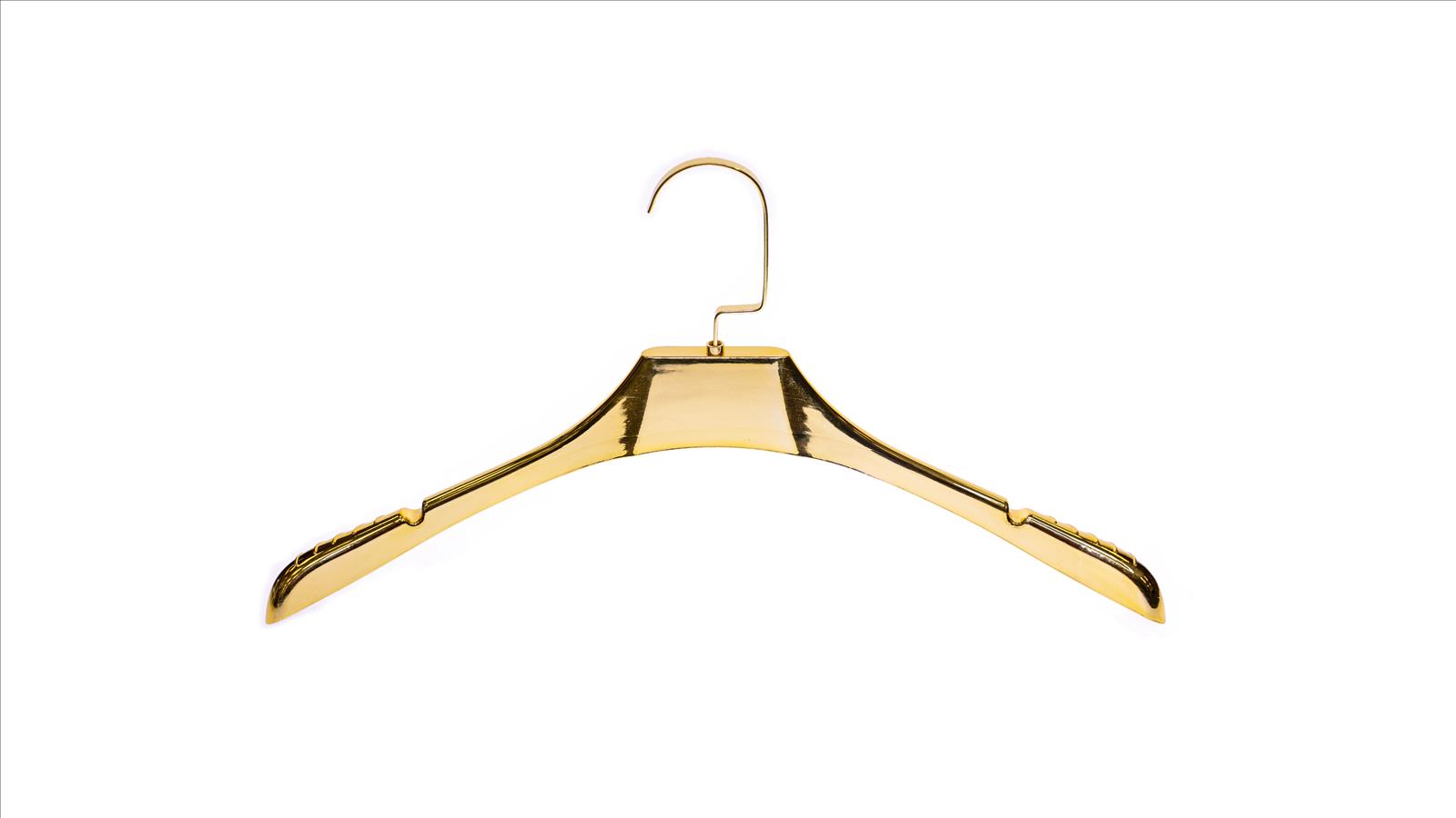 Skytrading KG - Abendkleider, Ballkleider | Artikel-Nr. Gold Smooth Non-Slip Hangers S | KLEIDERBÜGEL - CLOTHES HANGERS | Lot – 50 Stück/Piece Breite/Board 39,5cm Materialzusammensetzung: Kunstoff Material composition: Plastic Haken ist zum Zusammensetzen Hook must be assembled | Kategorie: KLEIDERBÜGEL - CLOTHES HANGERS / Size S | Angebot: Damenbekleidung, Damen Accessoires, Schuhe, Dessous, Große Größen, Young Fashion, Leather Wear | Adresse: Skytrading KG - Quellenstrasse 4/1/7 - 1100 Wien - Tel: 004369918008070 - office@skyfashion.net