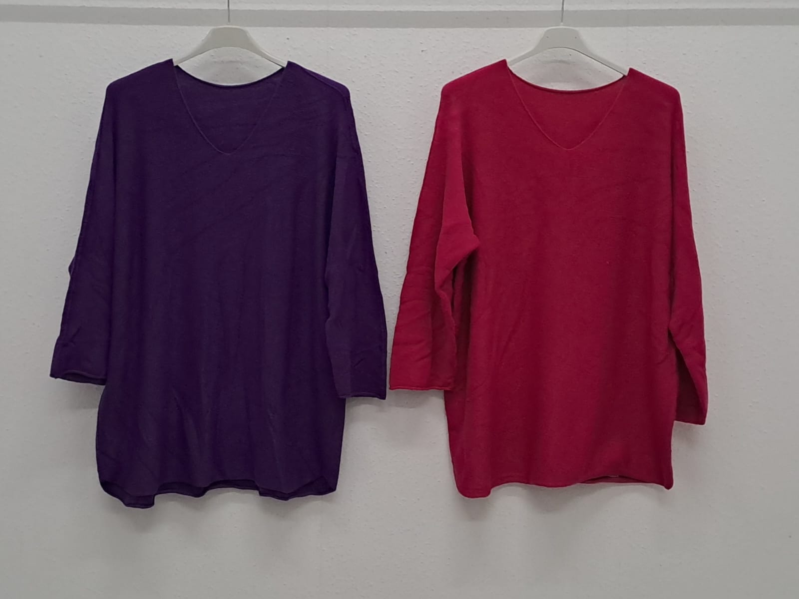 Catchme UG - DOB - Dreieich | Pullis Einheitsgröße | Artikel-Nr. GR-26401 | GR-26401 | Brustweite 75Lange 78 | Kategorie: Bekleidung (bis grose 42) / Pulli | Angebot: Sofortprogramme, Orderware | Adresse: Catchme UG - Otto-Hahn Str. 24 - 63303 Dreieich - Tel: +49 (0)6103 – 39891 10 - grossartig9@gmail.com